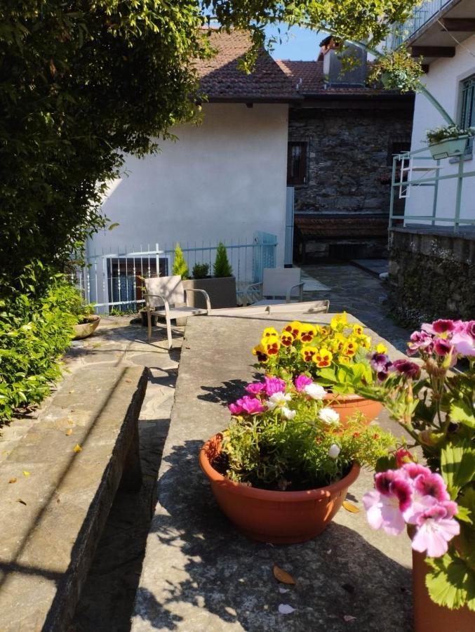 B&B Il Poggiolo Стреза Экстерьер фото
